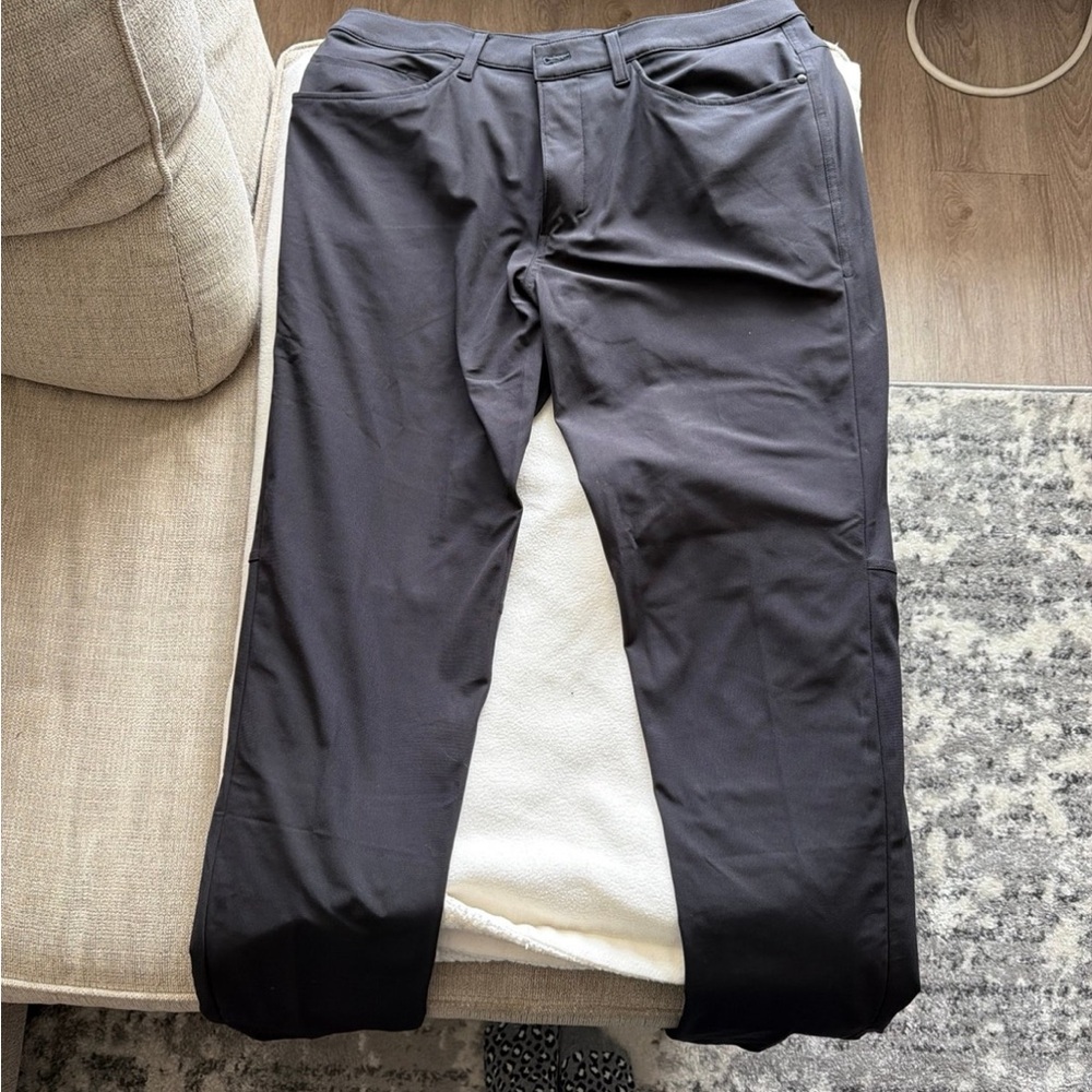 Lululemon Men's ABC Commission Pants